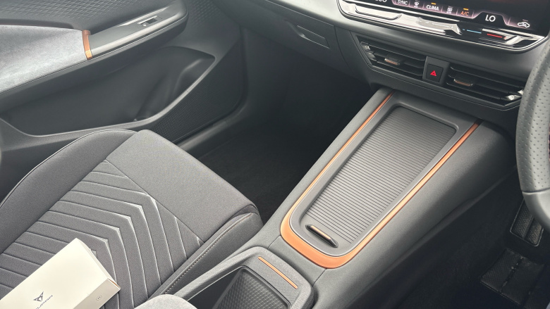 CUPRA Born 170kW e-Boost V1 59kWh 5dr Auto Electric Hatchback